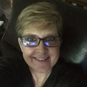 Meet your Posher, Annette